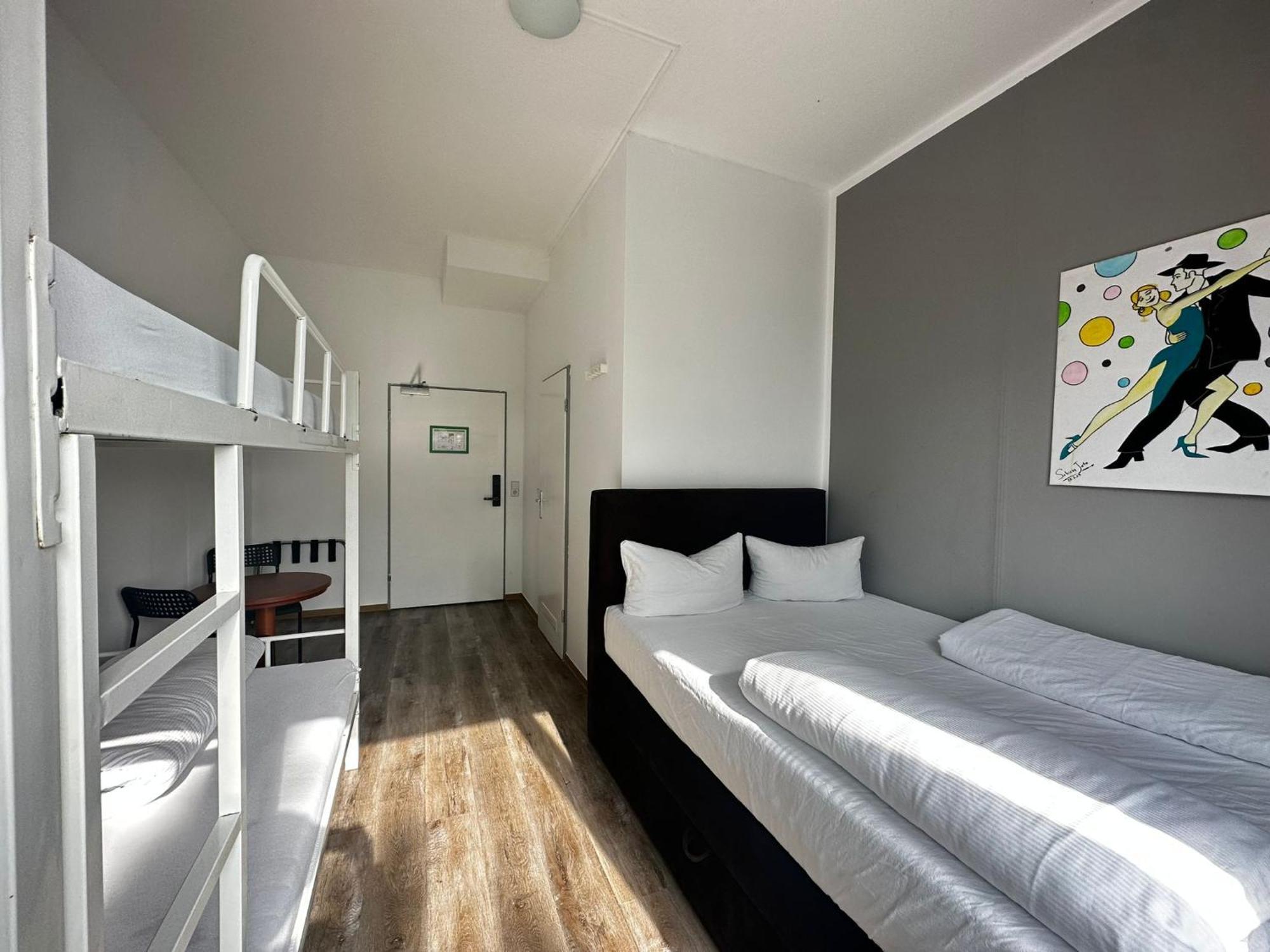 Ootel.Com Berlin Extérieur photo